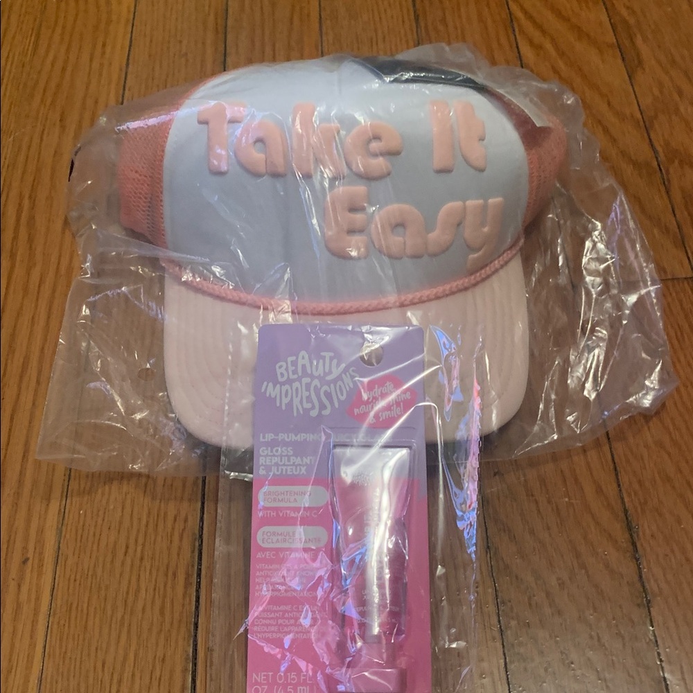 New Lip glaze & hat & eye mask bundle (3 pieces) - Picture 2 of 7